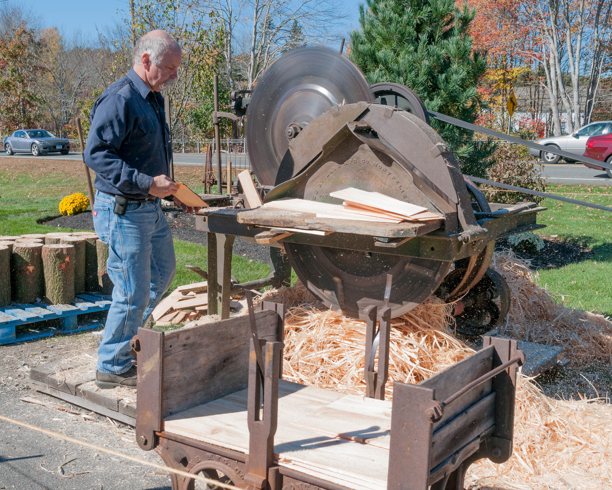 Cutting Shingles Dan & Sherree & Patrick
